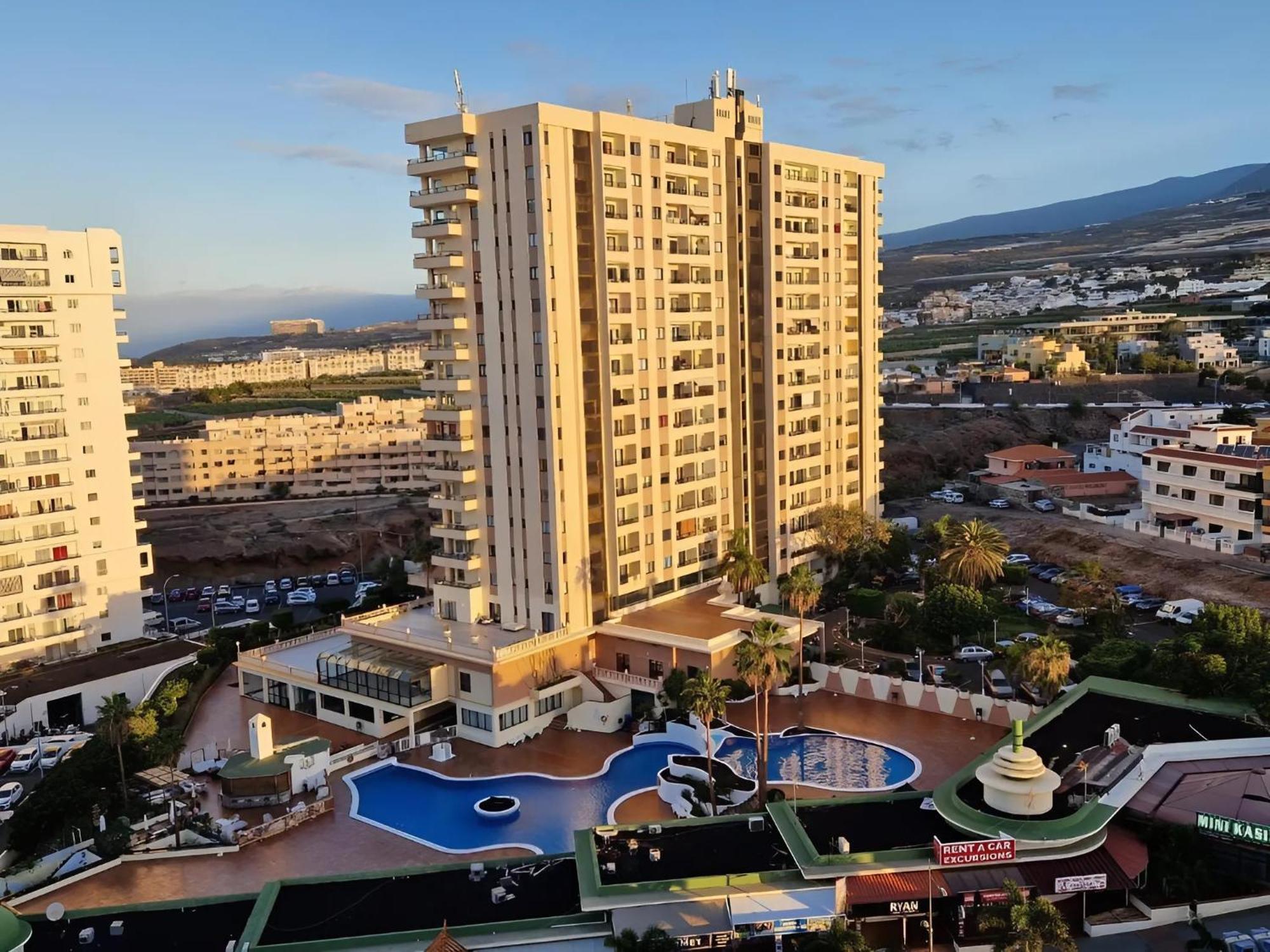Skyline View Apartment - Free Private Parking Including & Guest Bonus Costa Adeje  Eksteriør bilde